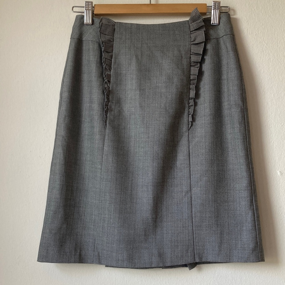 Anthropologie Girls From Savoy Just Right Skirt Wool Blend Preppy Ruffles Size 2